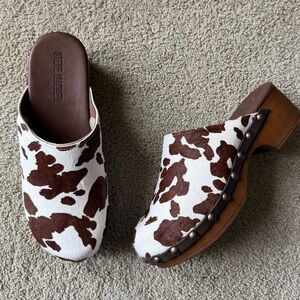Steve Madden Danver cow print Brown and White Women's Clogs size 8